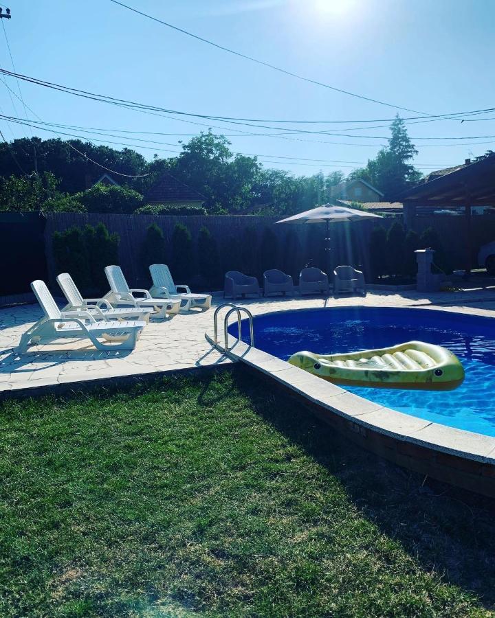 Vila Mika'S Poolhouse Bělehrad Exteriér fotografie