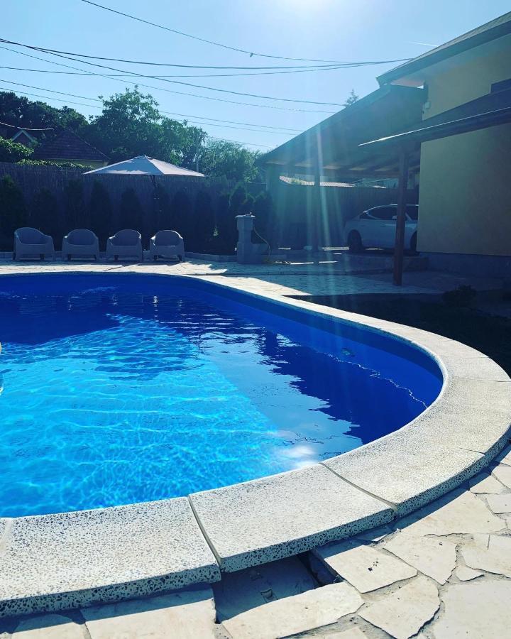Vila Mika'S Poolhouse Bělehrad Exteriér fotografie